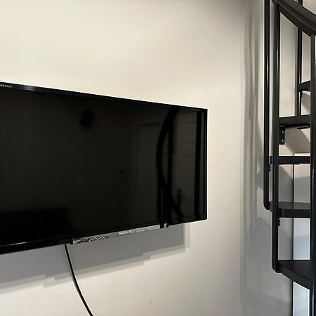 Miniapartament Jelonka 옐레니아구라 외부 사진